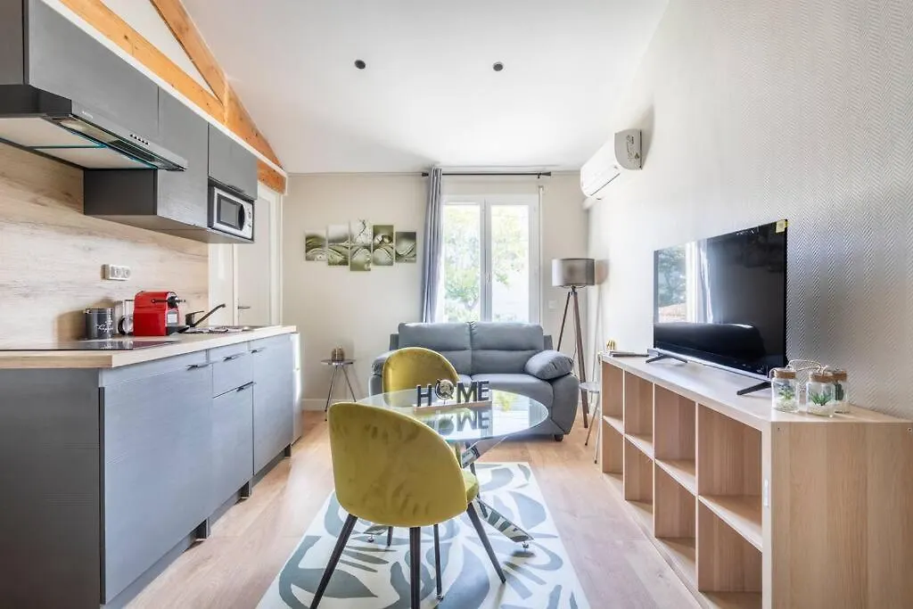 106Jar - 2- Studio Equipes - Proche Calanque Marseille